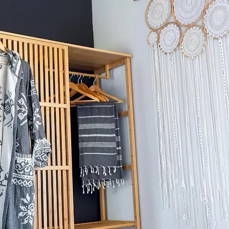 Semesterbostad Aiolia