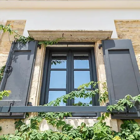 Aiolia Semesterbostad