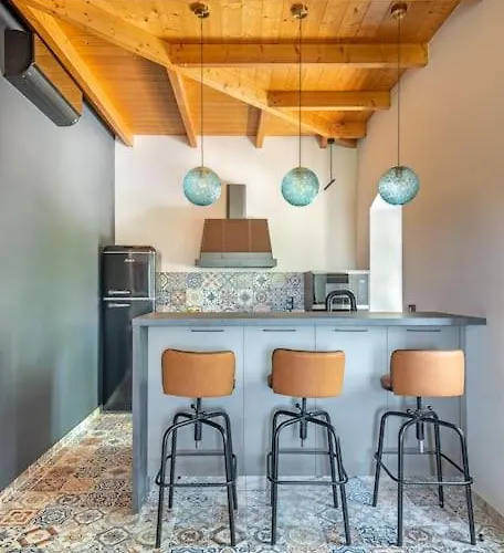 Aiolia Ferienhaus Kondoyenádha